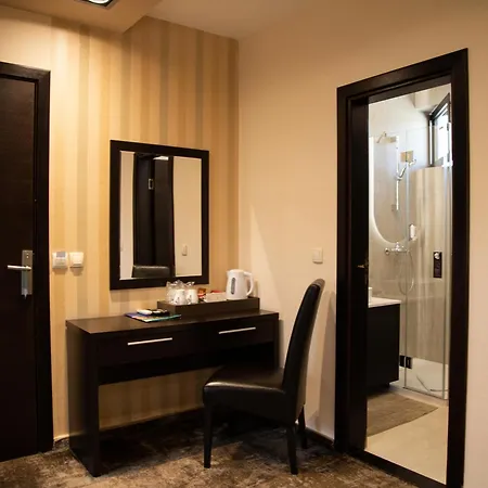 Panorama Aqualux With Free Parking Novi Sad