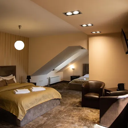 Hotel Panorama Aqualux With Free Parking Novi Sad