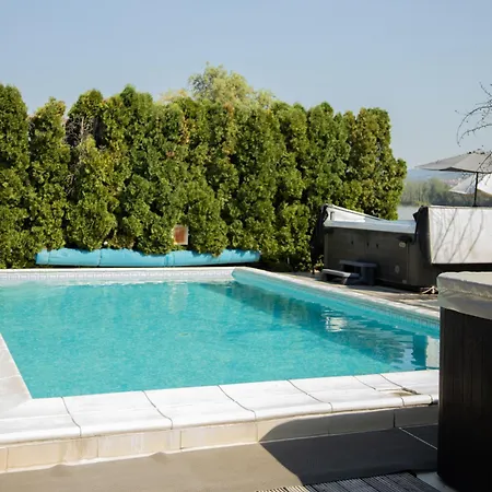 Panorama Aqualux With Free Parking Hotel Novi Sad