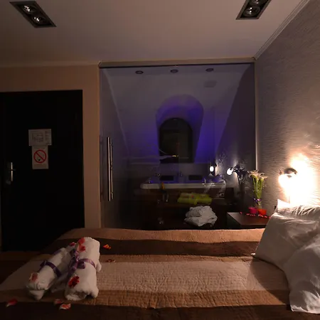 Hotel Panorama Aqualux With Free Parking Novi Sad