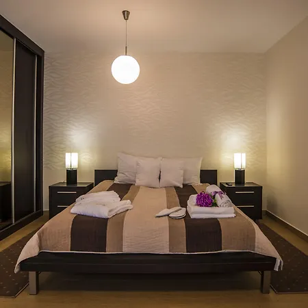 Panorama Aqualux With Free Parking Novi Sad