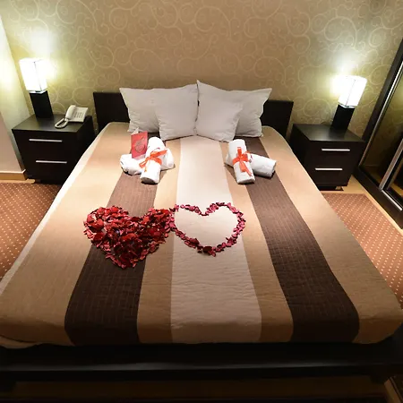 Hotel Panorama Aqualux With Free Parking 3*