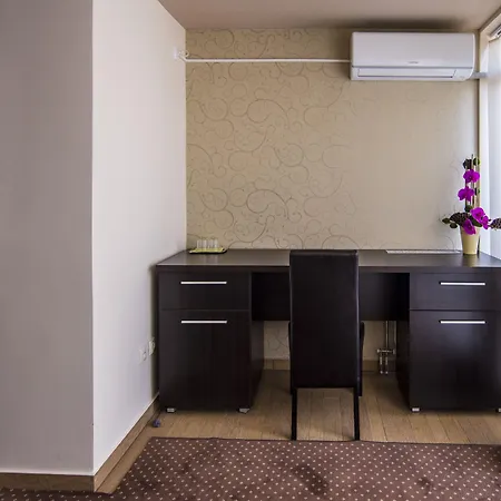 Panorama Aqualux With Free Parking 3* Novi Sad