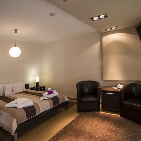 Panorama Aqualux With Free Parking Hotel