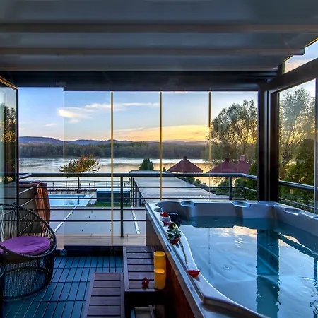 Panorama Aqualux With Free Parking 3*