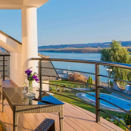 Hotel Panorama Aqualux With Free Parking 3*